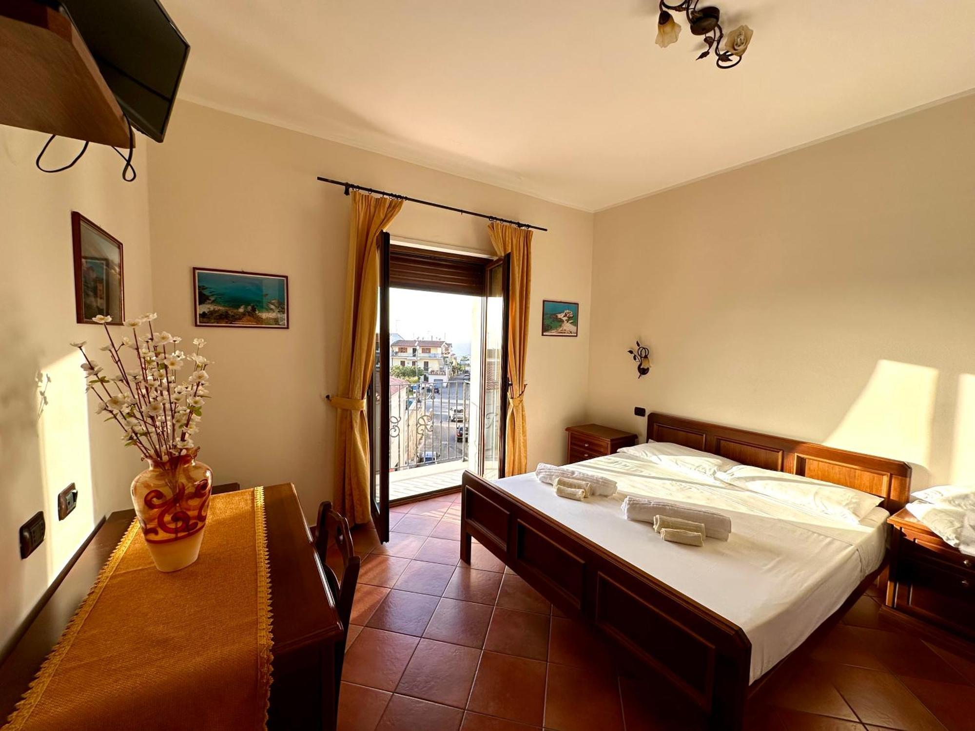 Luxury Accommodation Санта Доменика Екстериор снимка